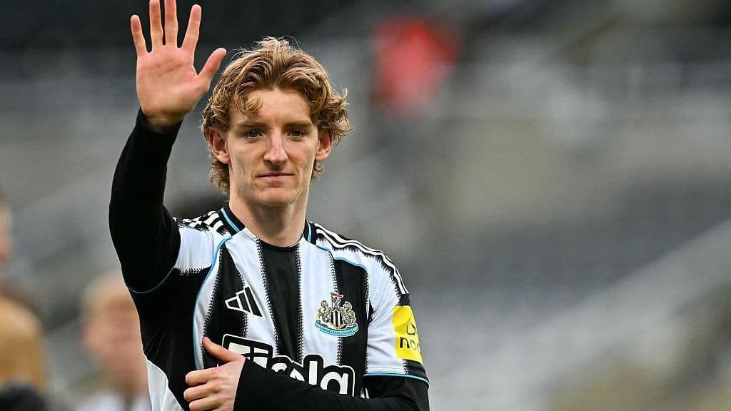 Anthony Gordon to Barcelona? Latest Transfer News, Analysis and Football Betting Talk